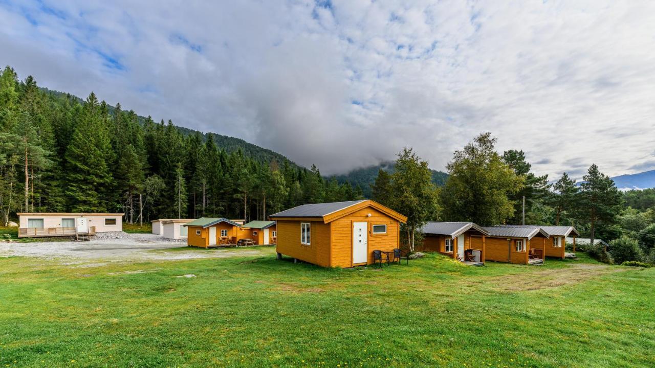 Korsbakken Camping Isfjorden Exterior photo