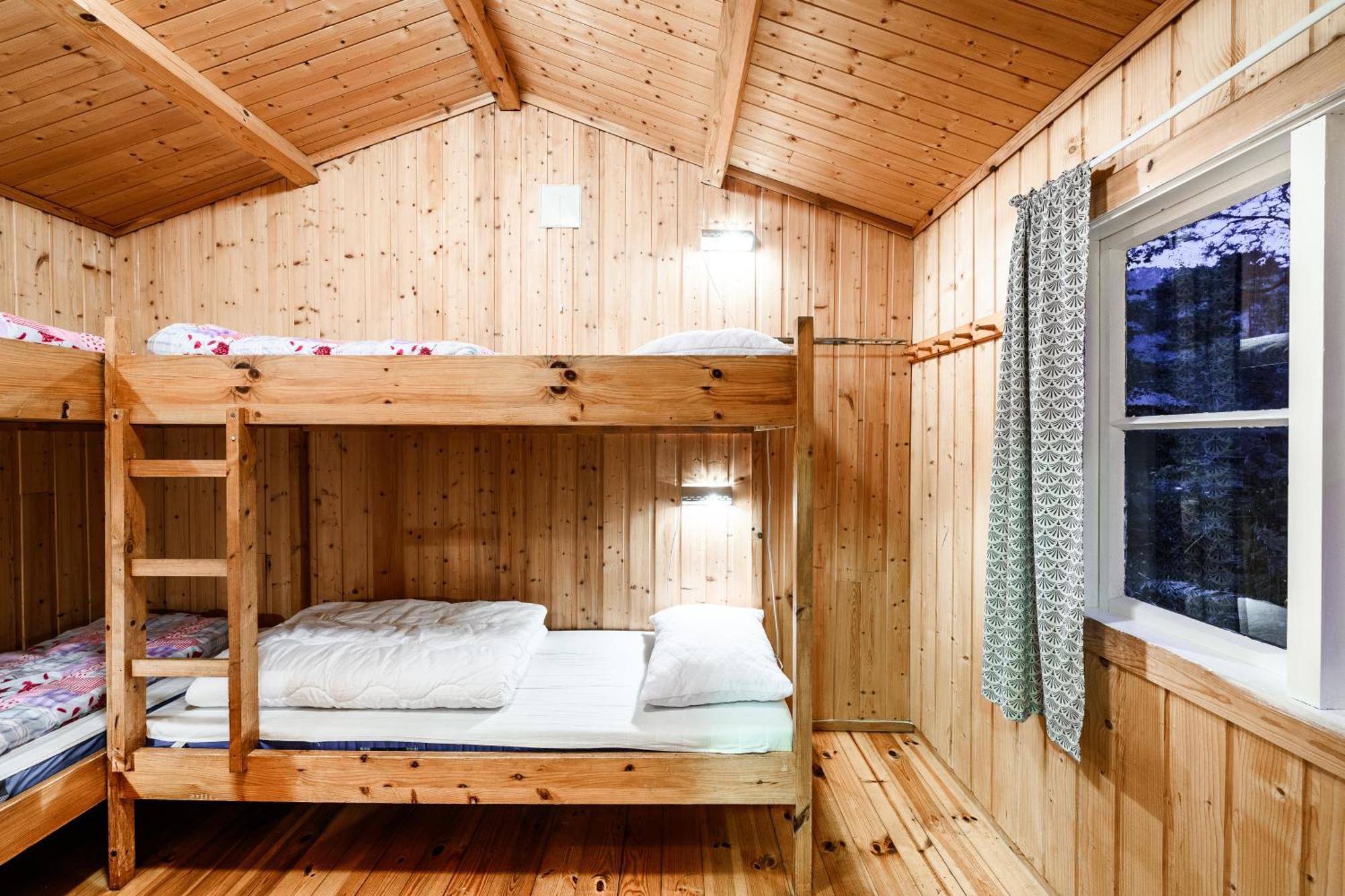 Korsbakken Camping Isfjorden Room photo